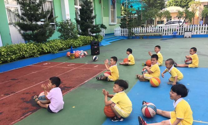幼儿篮球防守员的重要性（培养孩子团队合作与意识的关键角色）
