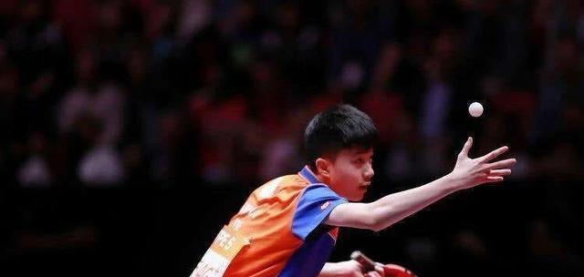 乒乓球侧身冲击技巧（掌握侧身冲打球，轻松破敌！）