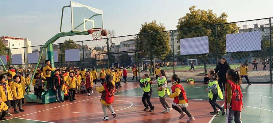 小学生篮球防守动作教学（提升防守水平，打造坚实篮球防线）