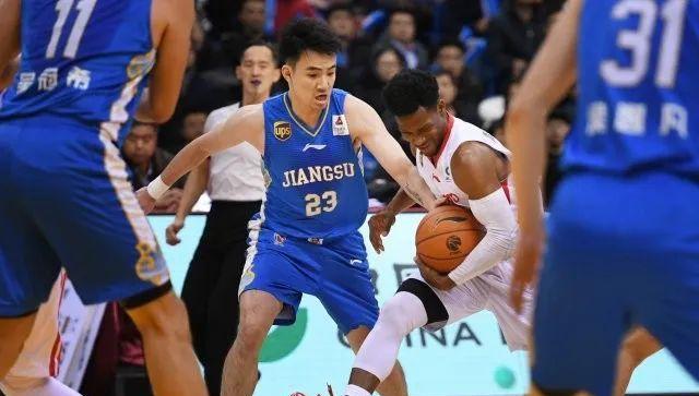 揭秘篮球界的“不防守”现象（从表面现象看篮球两队不防守是否算假球？）