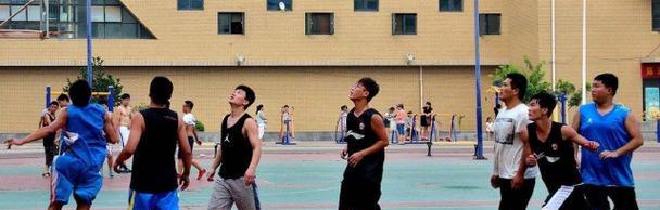 打篮球，防守先行（女生也能防得住！）