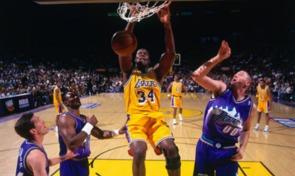 nba历史十大中锋,传奇巨星的篮下统治力盘点