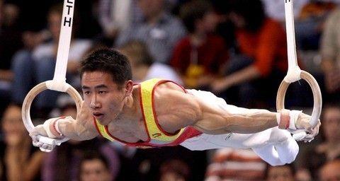 回顾2008年世界杯(重温光辉岁月,见证伟大足球时刻)