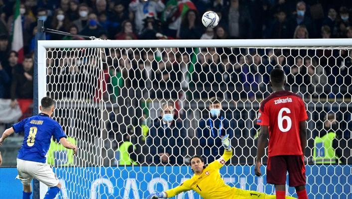 卡塔尔世界杯首个进球（探索背后故事，揭示胜利的来临）