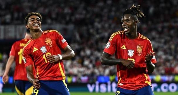 世界杯平均进球数的变化趋势（历届世界杯进球数分析与影响因素）